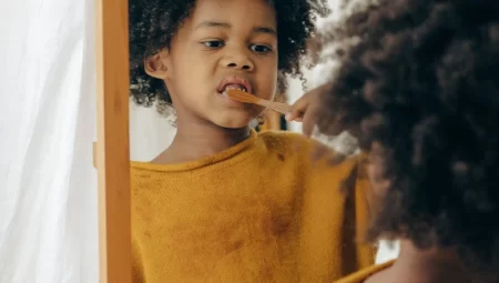 Çocuklar Dişlerini Nasıl Fırçalamalı Diş Fırçalama Eğitimi